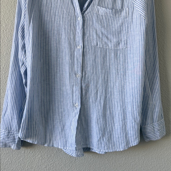 Z Supply The Perfect Line Top Bay Blue Striped Linen Blend Button Down M - Picture 4 of 10